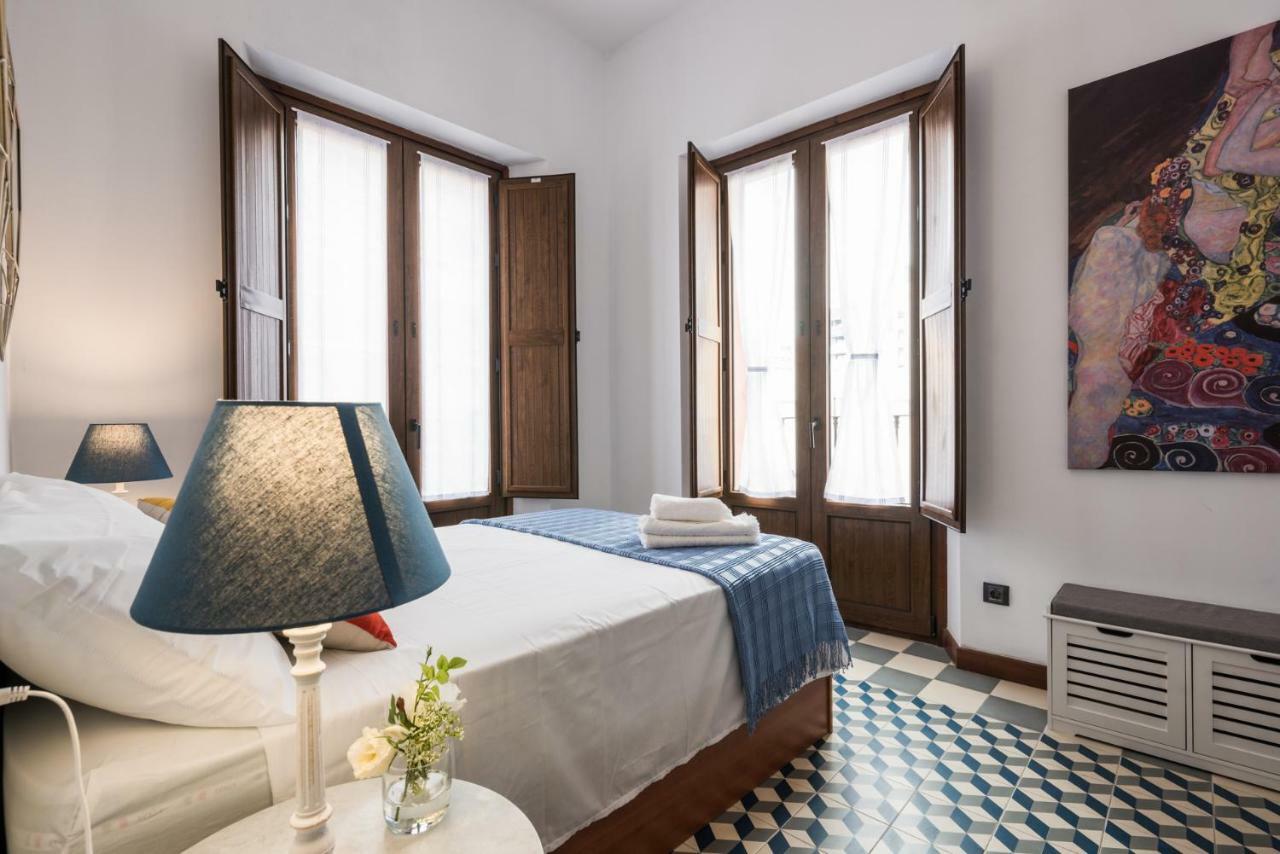 Apartamento El Carmen Málaga Exterior foto